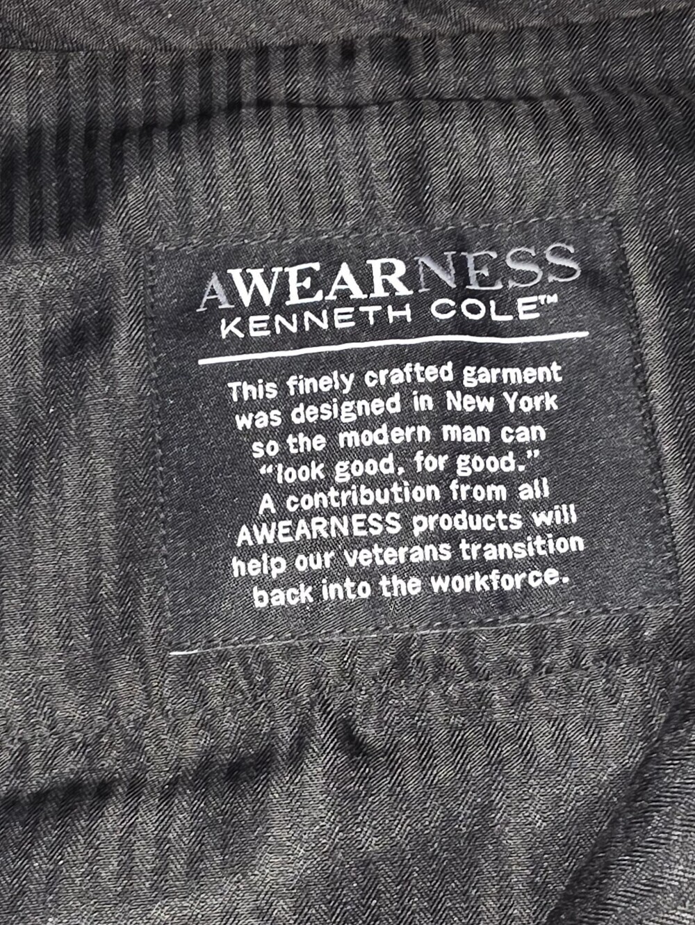 Kenneth Cole Grey 2 Piece Suit Size 50x26 - Picture 11 of 14